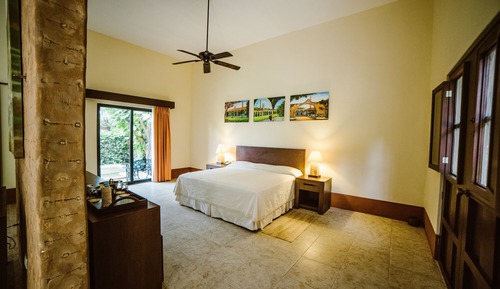 Royal Room, Private Pool