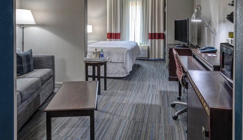 Suite, 1 cama de matrimonio grande con sofá cama