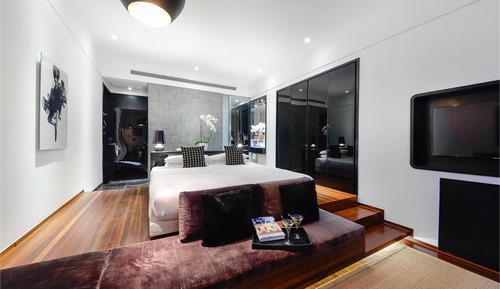 Habitación básica, 1 cama de matrimonio grande, vistas a la ciudad