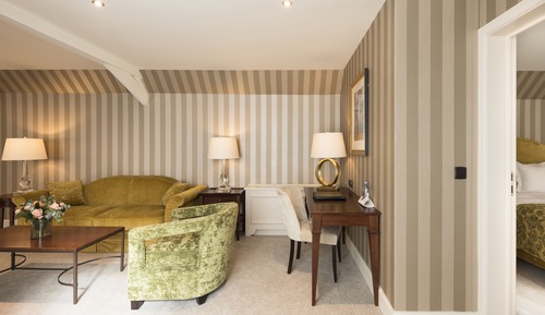 Suite familiar, balcón, vistas al jardín