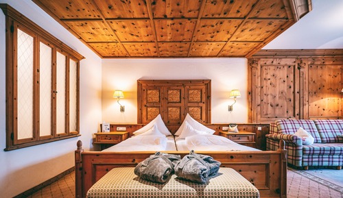Suite estudio junior, 1 cama de matrimonio grande, balcón, junto a la montaña