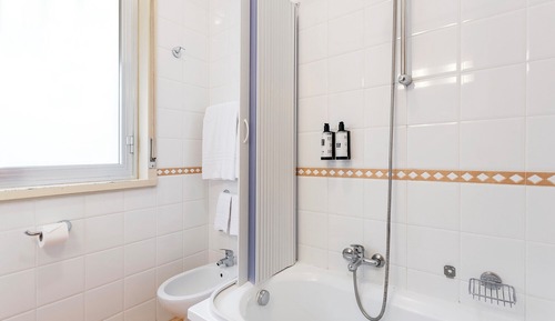 Habitación familiar (2 Bathrooms)