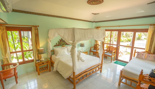 Villa superior, 1 cama de matrimonio, vistas al jardín