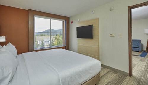 Suite, 1 cama de matrimonio grande, bañera accesible, no fumadores (Comm, Mobil, Access Tub)