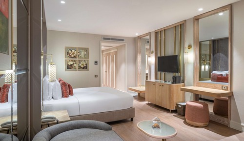 Habitación superior, vistas al jardín