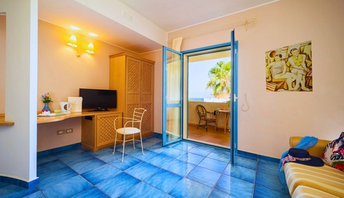 Suite, vistas al mar