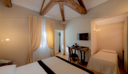 Habitación triple superior