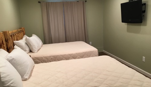 St. Mary Suite, Ground Floor, No Pets; Remodeled 2018