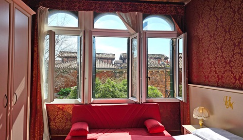 Habitación cuádruple Deluxe, vistas al jardín