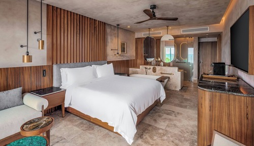 Habitación Deluxe, 1 cama de matrimonio grande, balcón, frente al mar (Guest Room)