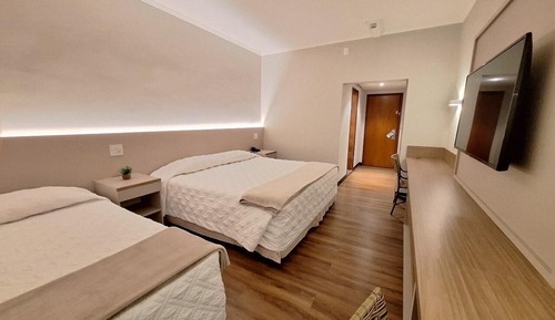 Habitación Premium (Premium Casal + 1 Solteiro)