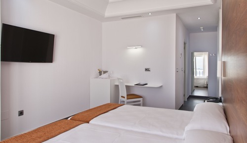 Habitación estándar, varias camas, terraza, vistas a la ciudad