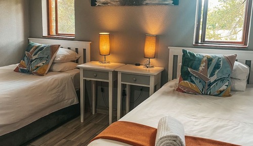 Chalet familiar (Self Catering (6 sleeper))
