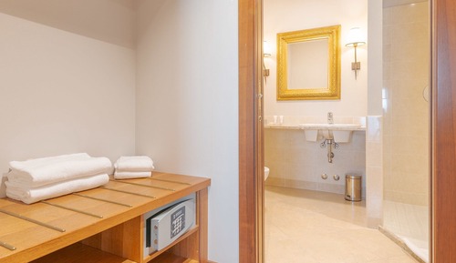Habitación superior, vistas al lago