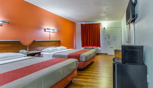 Habitación Deluxe, 2 camas de matrimonio, fumadores, frigorífico y microondas