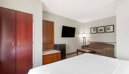 Suite, 1 King Bed with Sofa Bed Street View