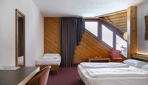 Habitación cuádruple estándar