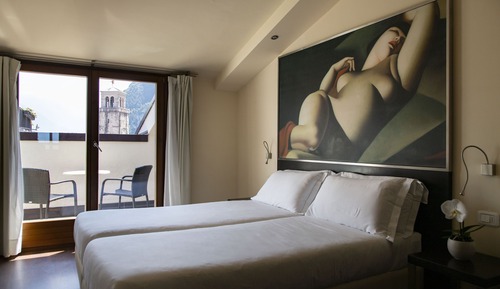 Habitación estándar doble, balcón