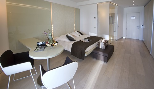 Habitación triple Confort, terraza, en la zona del jardín