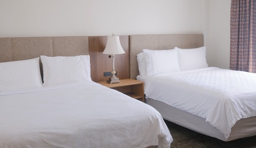 Suite, 2 habitaciones, cocina (2 QUEEN 1 KING)