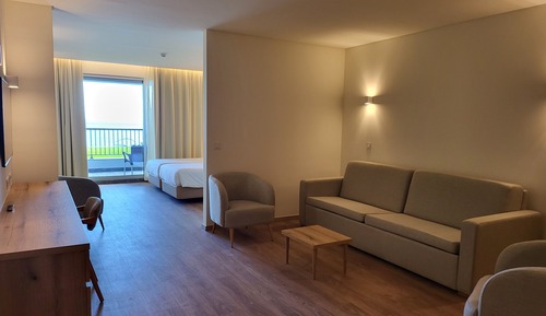 Suite estudio junior (Royal Orchid)