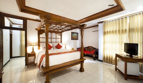 Suite (Room)