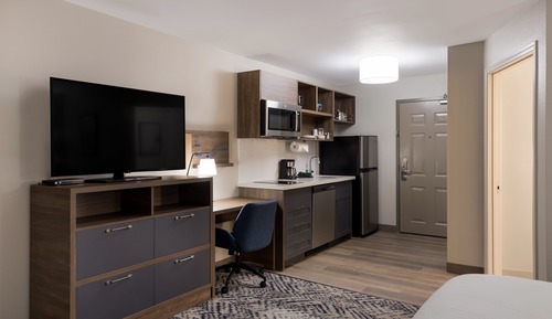 Suite estudio, 1 cama de matrimonio grande, bañera accesible (Mobility, Accessible Tub)