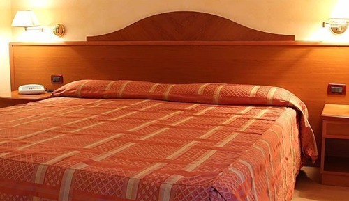 Habitación estándar con 1 cama doble o 2 individuales, 1 cama doble o 2 individuales