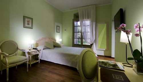 Habitación clásica con 1 cama doble o 2 individuales