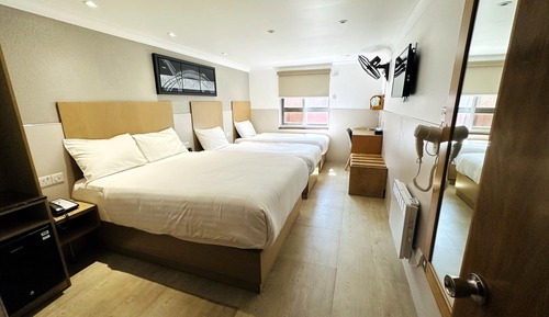 Habitación familiar (Sleeps 4)