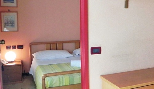 Habitación con 1 cama doble o 2 individuales