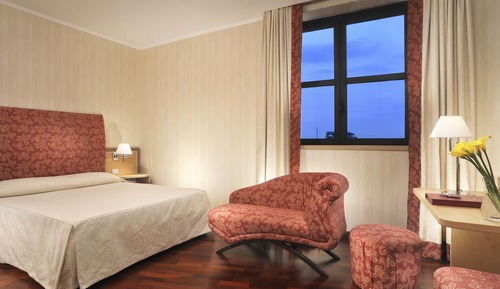 Habitación doble superior, 1 cama de matrimonio, baño privado