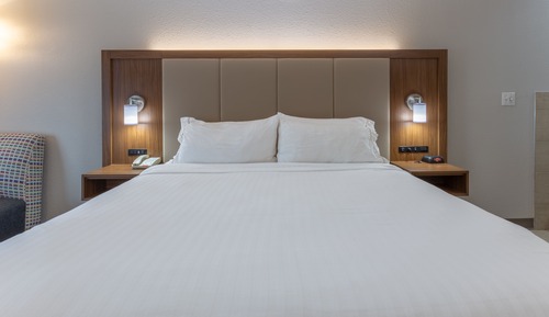 Habitación estándar, 1 cama de matrimonio grande, ducha adaptada (Mobility Accessible)