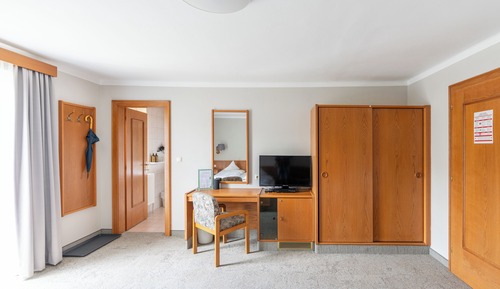 Habitación triple, en edificio anexo (3 Star)