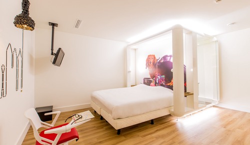 Habitación doble, 1 cama de matrimonio grande, sin ventanas