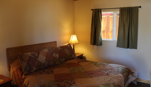 Casa de campo básica, 1 cama de matrimonio, baño compartido