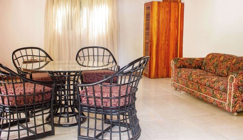 Habitación estándar, 1 cama de matrimonio grande, no fumadores (Cabana Room)
