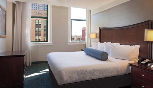 Suite, 1 cama de matrimonio grande con sofá cama