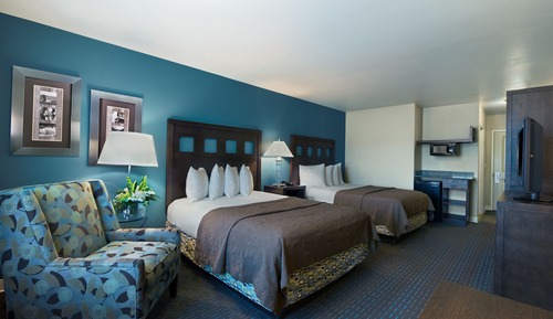 2 Queen Suite