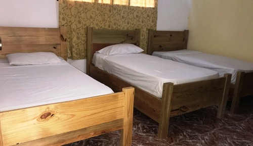Habitación cuádruple estándar