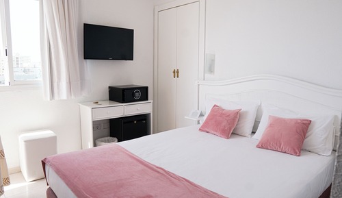 Habitación básica, balcón