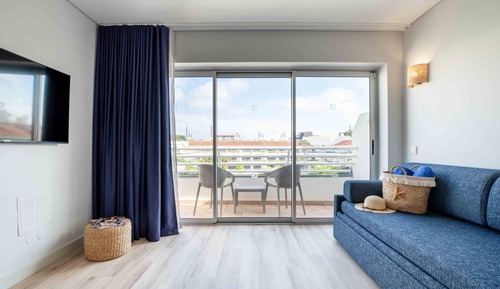 Suite, vistas a la piscina