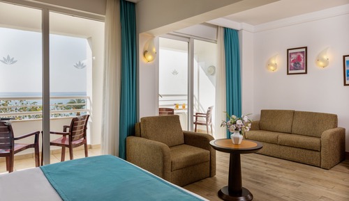 Habitación superior, vistas al mar