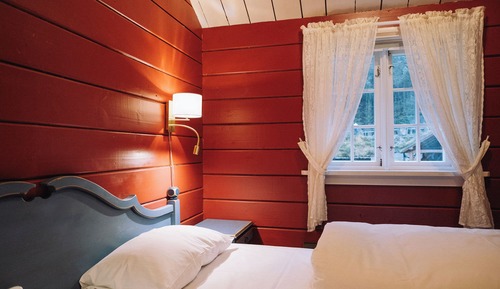 Habitación estándar con 1 cama doble o 2 individuales