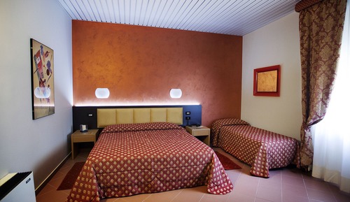Habitación estándar doble, 1 cama doble o 2 individuales