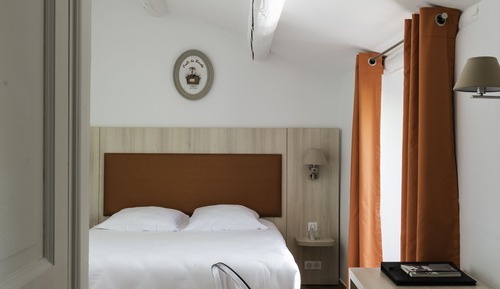 Habitación doble superior, 1 cama de matrimonio, terraza, en la zona del jardín