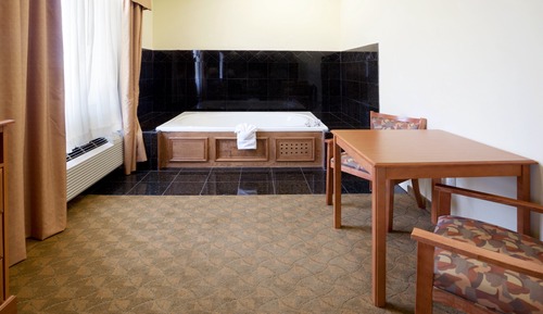 Habitación estándar, 1 cama de matrimonio grande, bañera de hidromasaje