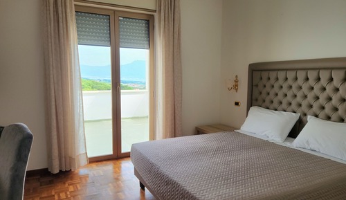 Habitación Premium con 1 cama doble o 2 individuales