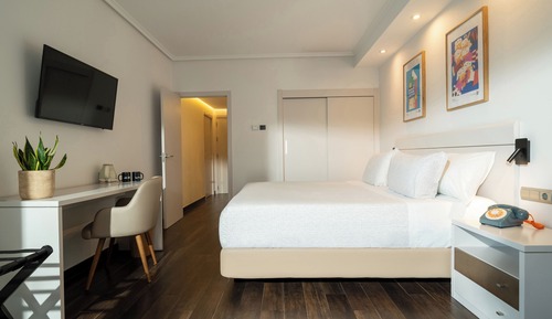 The Innside Room Sea View (2+1)