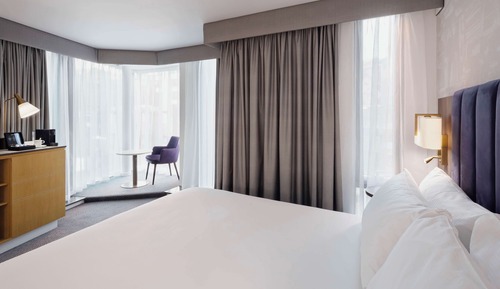 Habitación Deluxe, 1 cama de matrimonio grande, en esquina